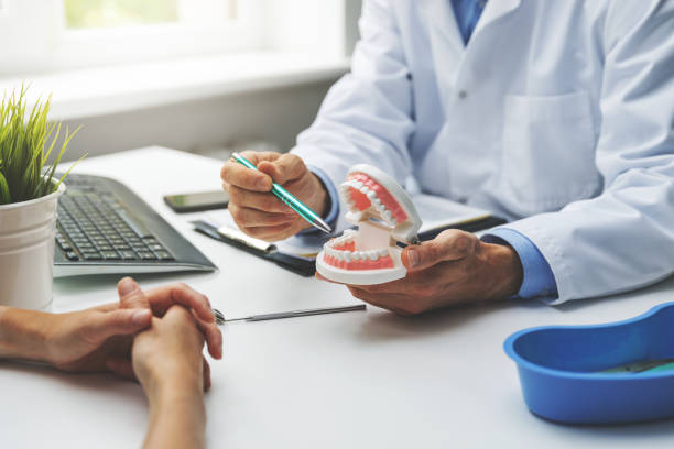 Best Oral Surgery  in Taylorvle, IL